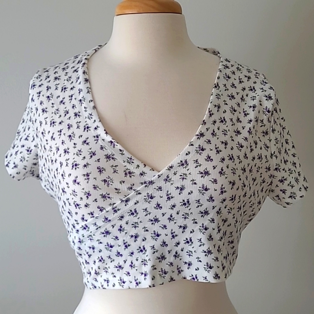 Shein Purple Floral Wrap Top XL